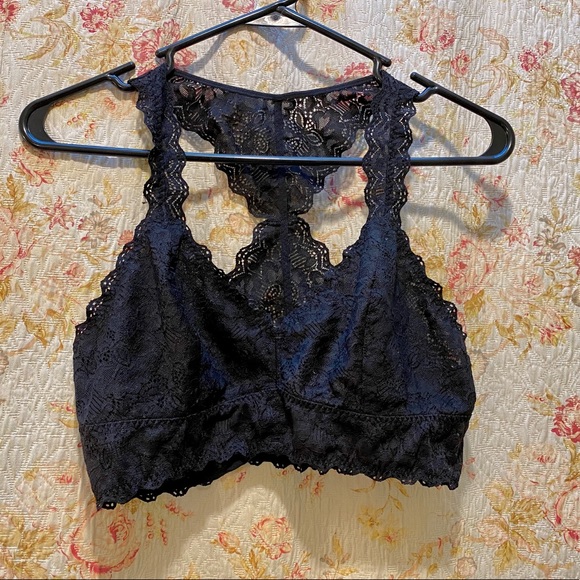 Lacy Bralette Bundle - Picture 3 of 5